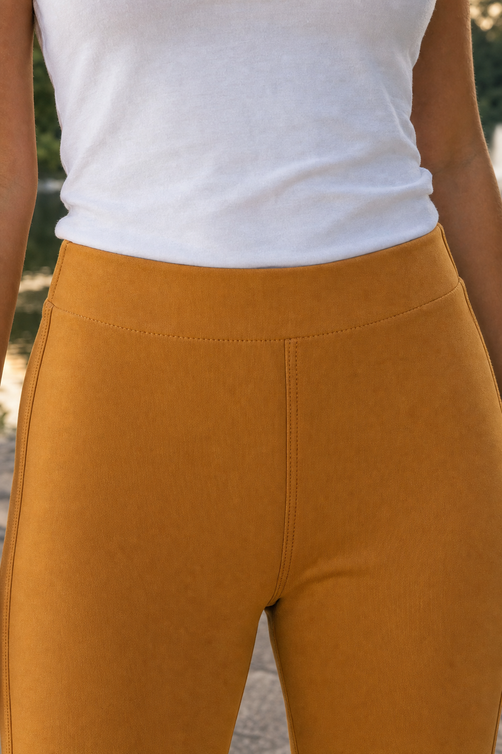 SCUP16A Mustard Scuba Pants — Waist & belt detail