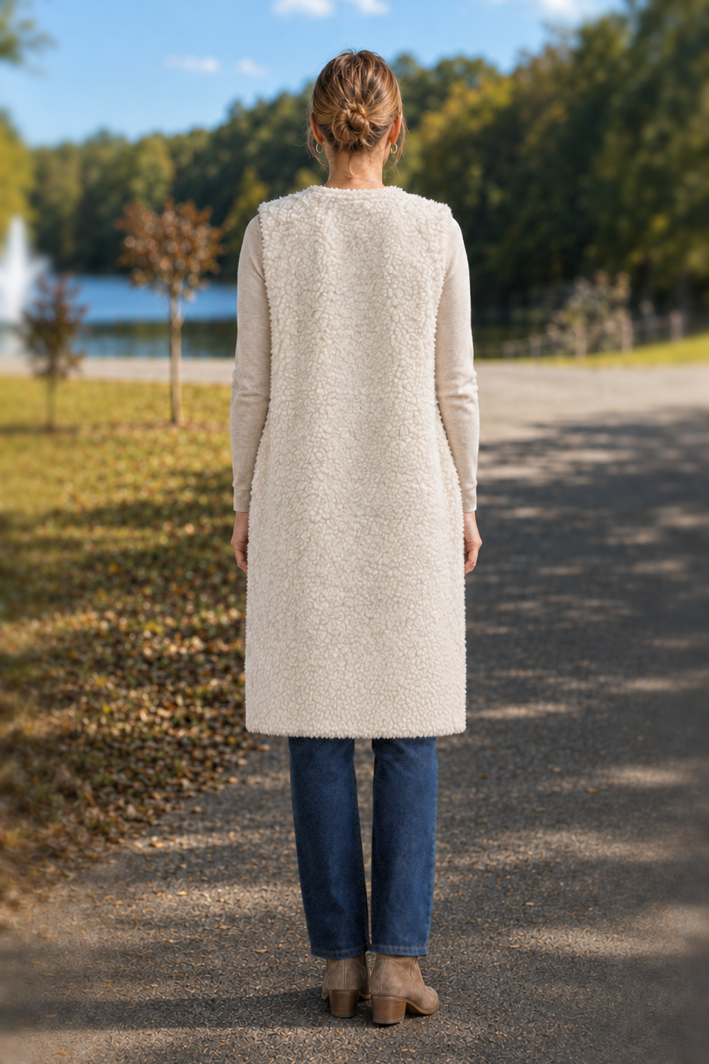 10421 Ivory Long Lined Sherpa Vest — back