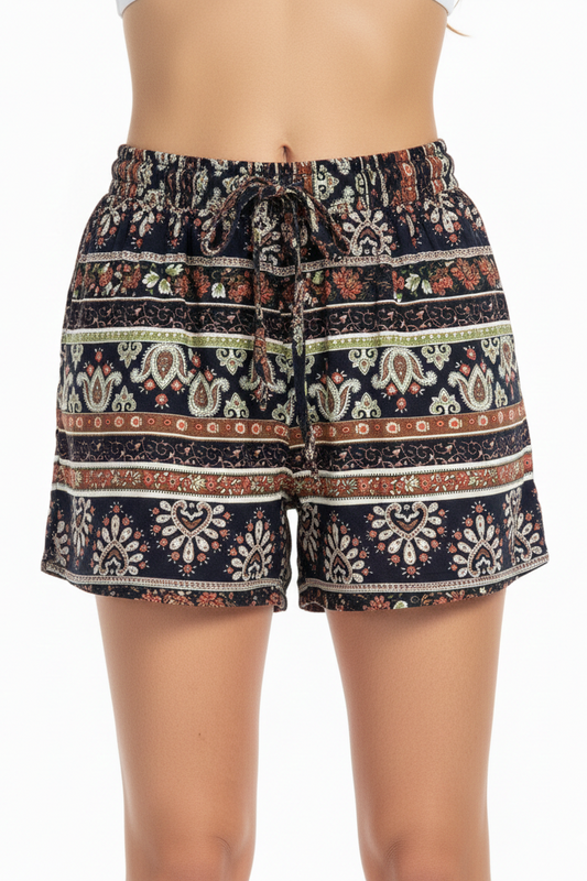 1579-6 Black & White Drawstring Shorts with pockets