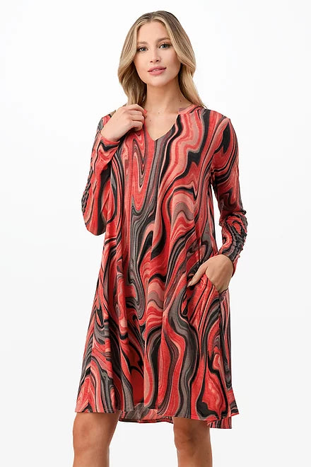 Style 5725 Print Tunic Dress With Side Pockets