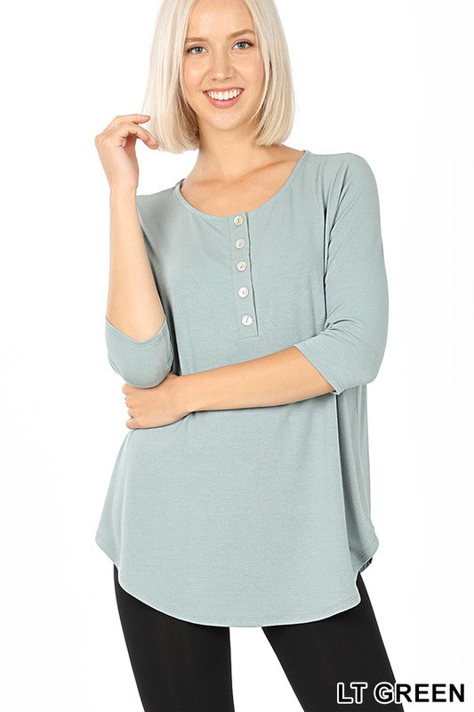 1597 Light Green Three Quarter Length Top W/ Buttons