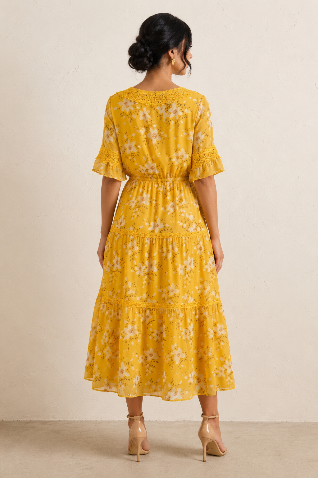 M111 Coastal Sunshine Floral Maxi Dress