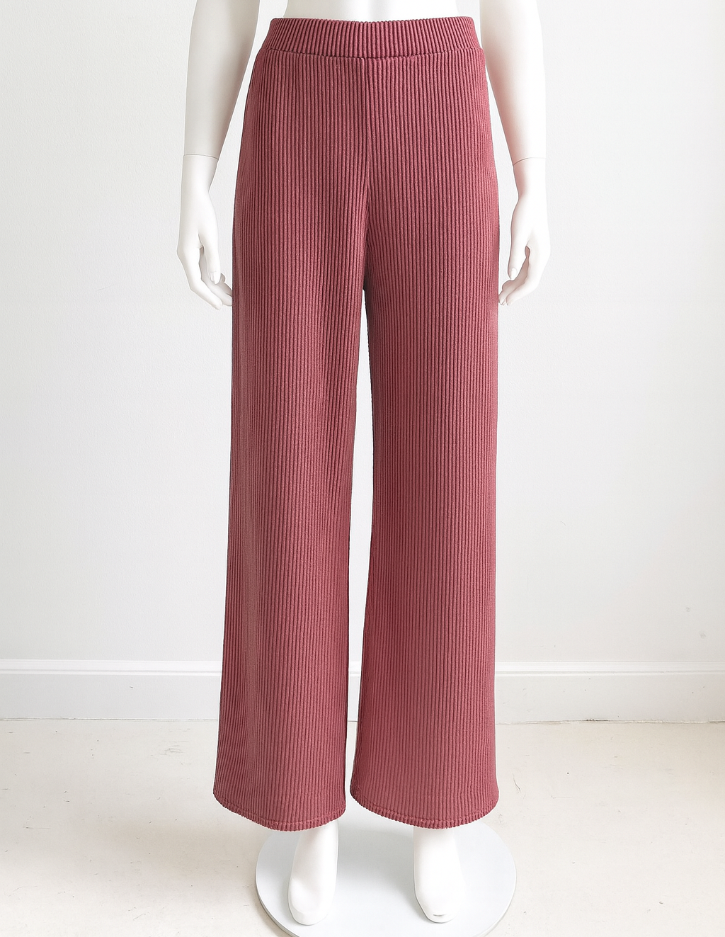 4594 Rosewood Ribbed Top & Pants and 5635 Pants Set