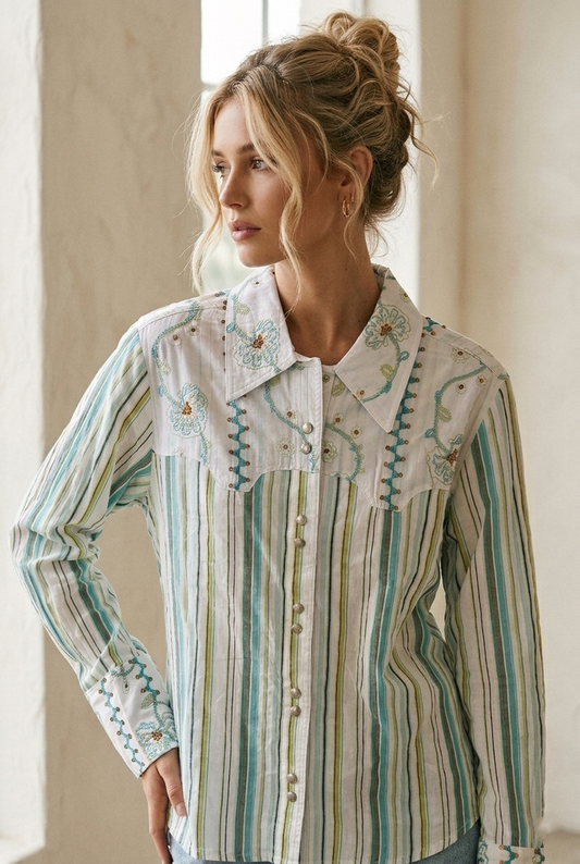7475 Turquoise Trails Rodeo Chic Button-Up