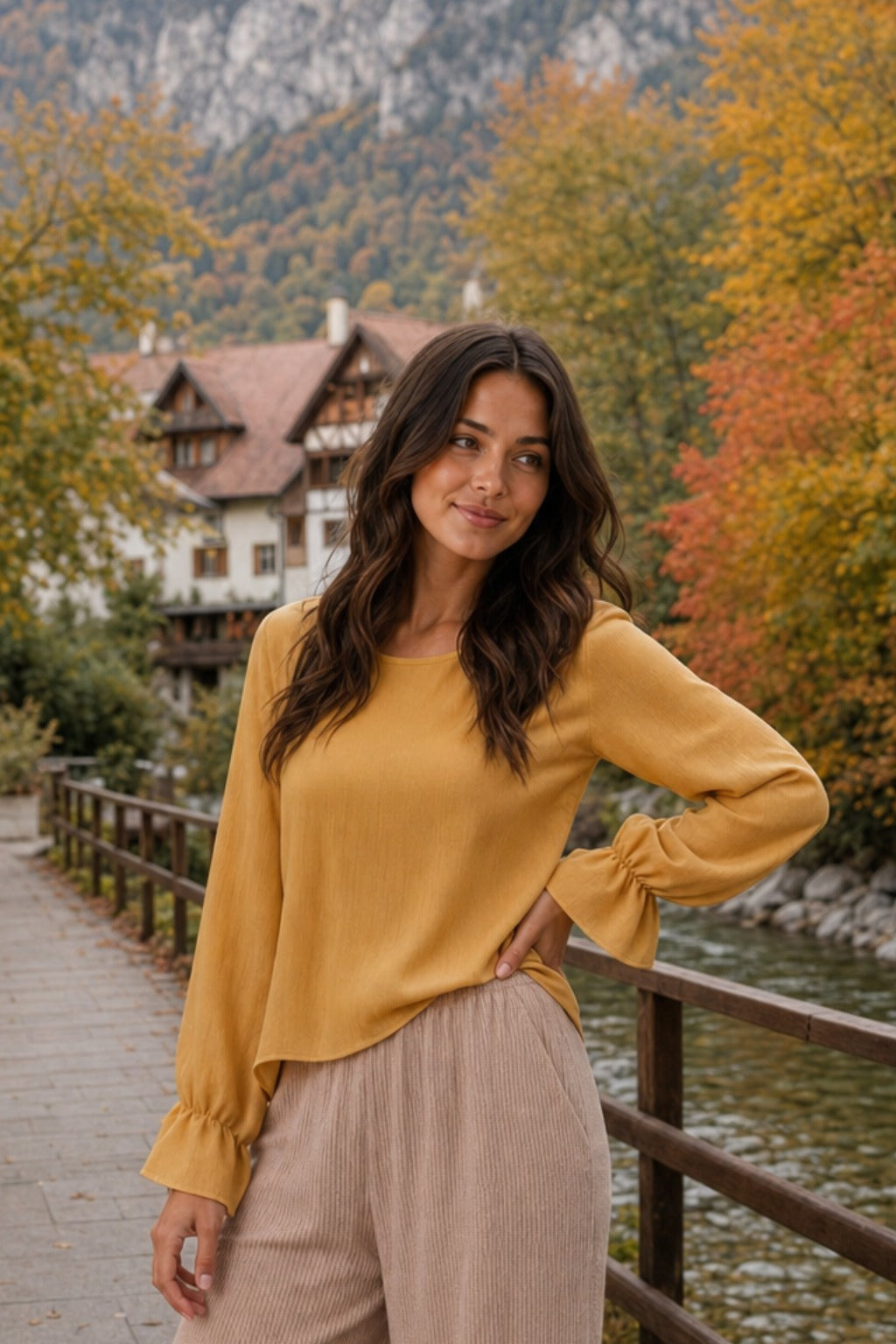 5605 Honey Glow Blouse