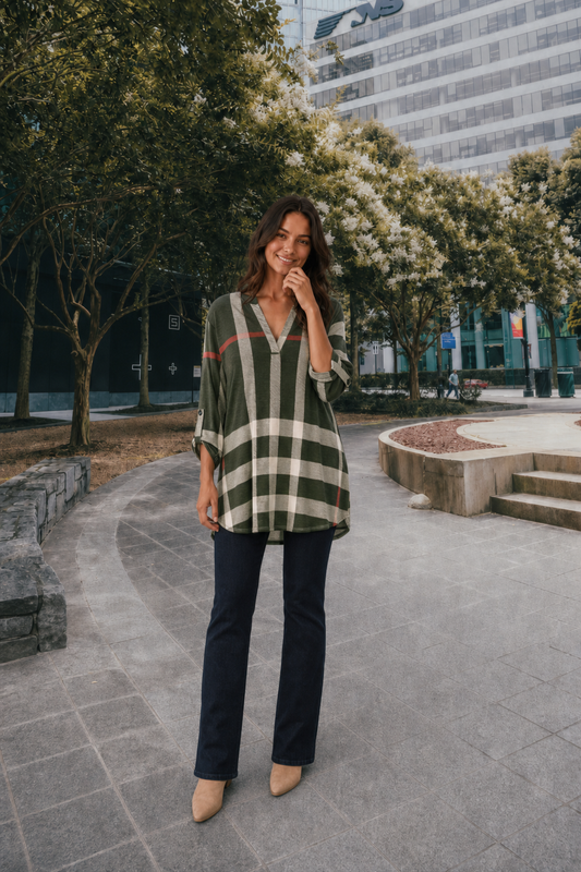 B3288 Green/White Plaid Print V-Neck Tunic Top