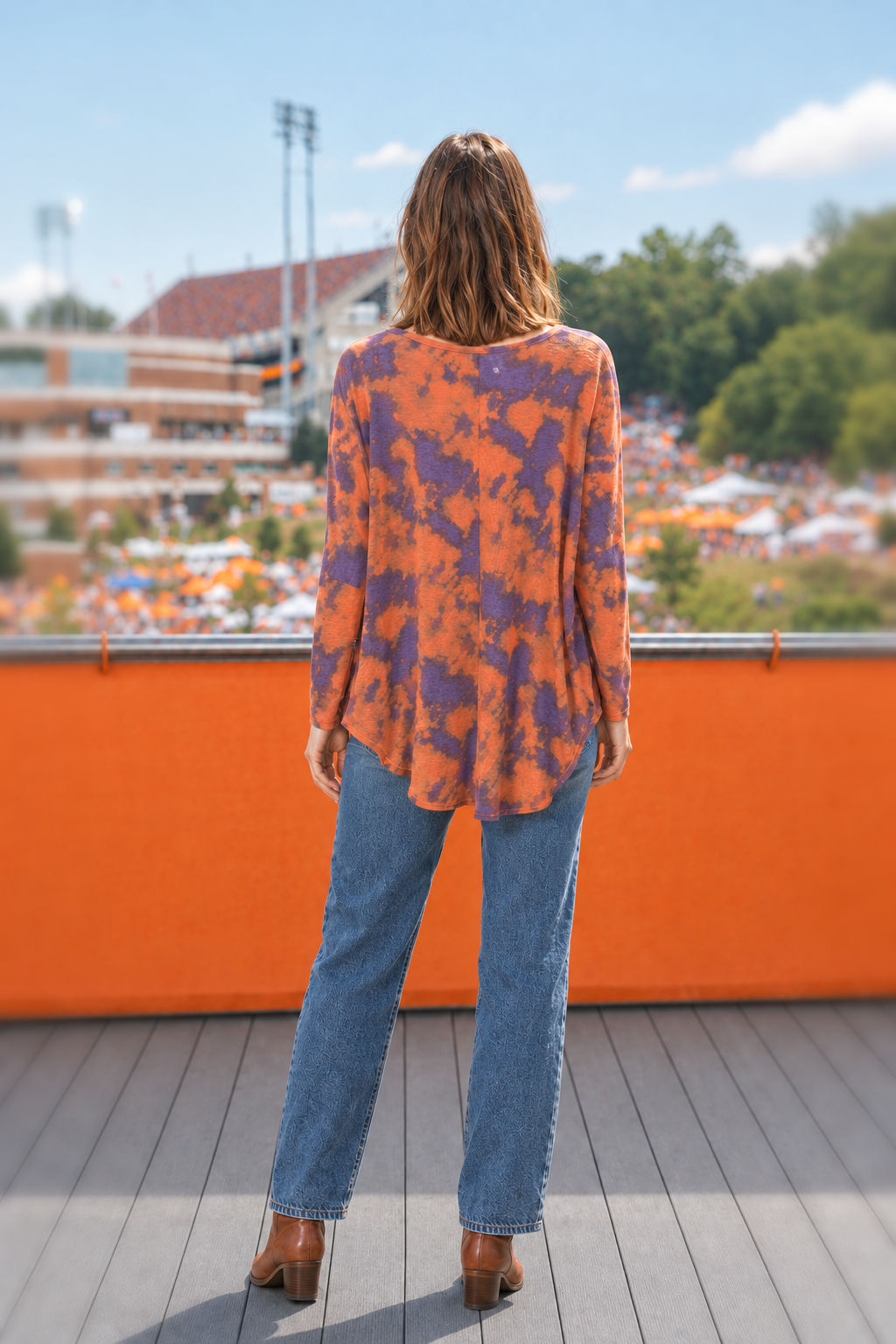 B50537-A Tiger Inspired Tie-Dye Relaxed Knit Top
