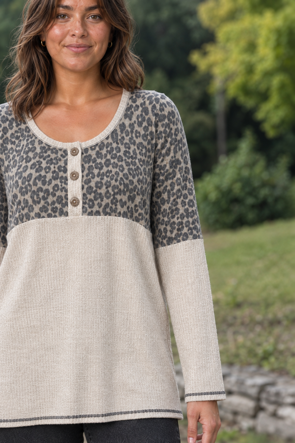 LMT2709PL Leopard Print Colorblock Henley Top — Sleeves detail