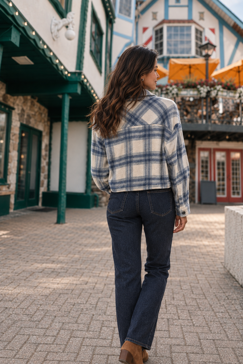 80114 Blue/White Plaid Flannel Cropped Shacket