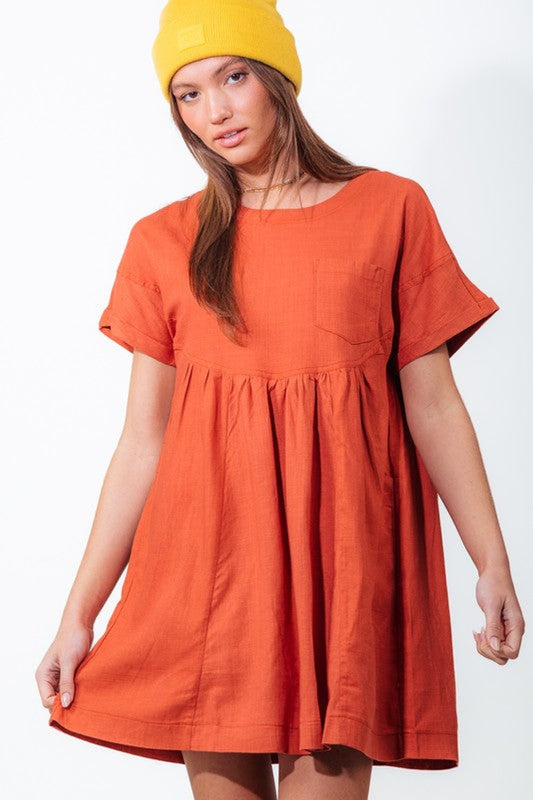 Style 30069 Rust Solid Woven Short Sleeve Pocket Front Top