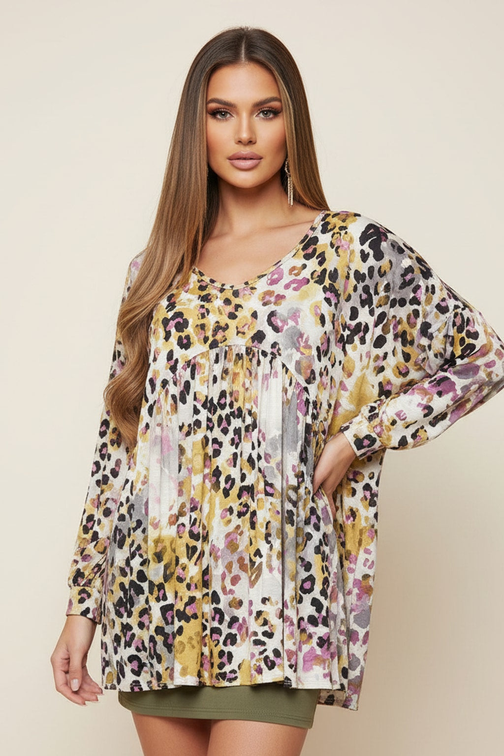 5693 Leopard Print V-Neck Top