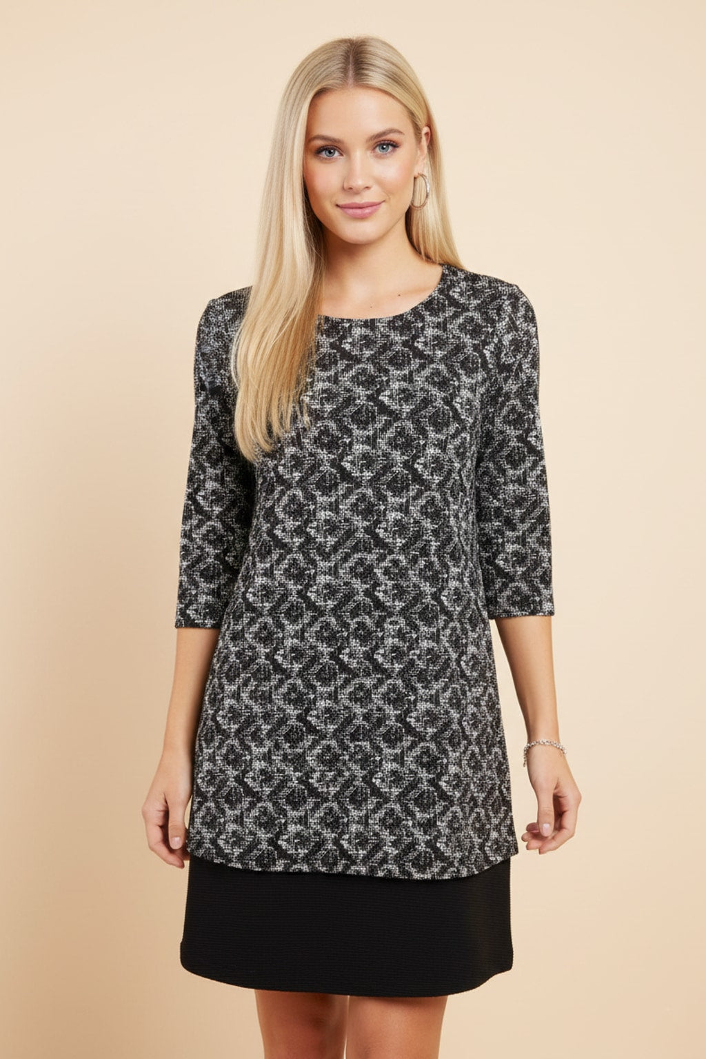 16666 Black and White Tunic Dress