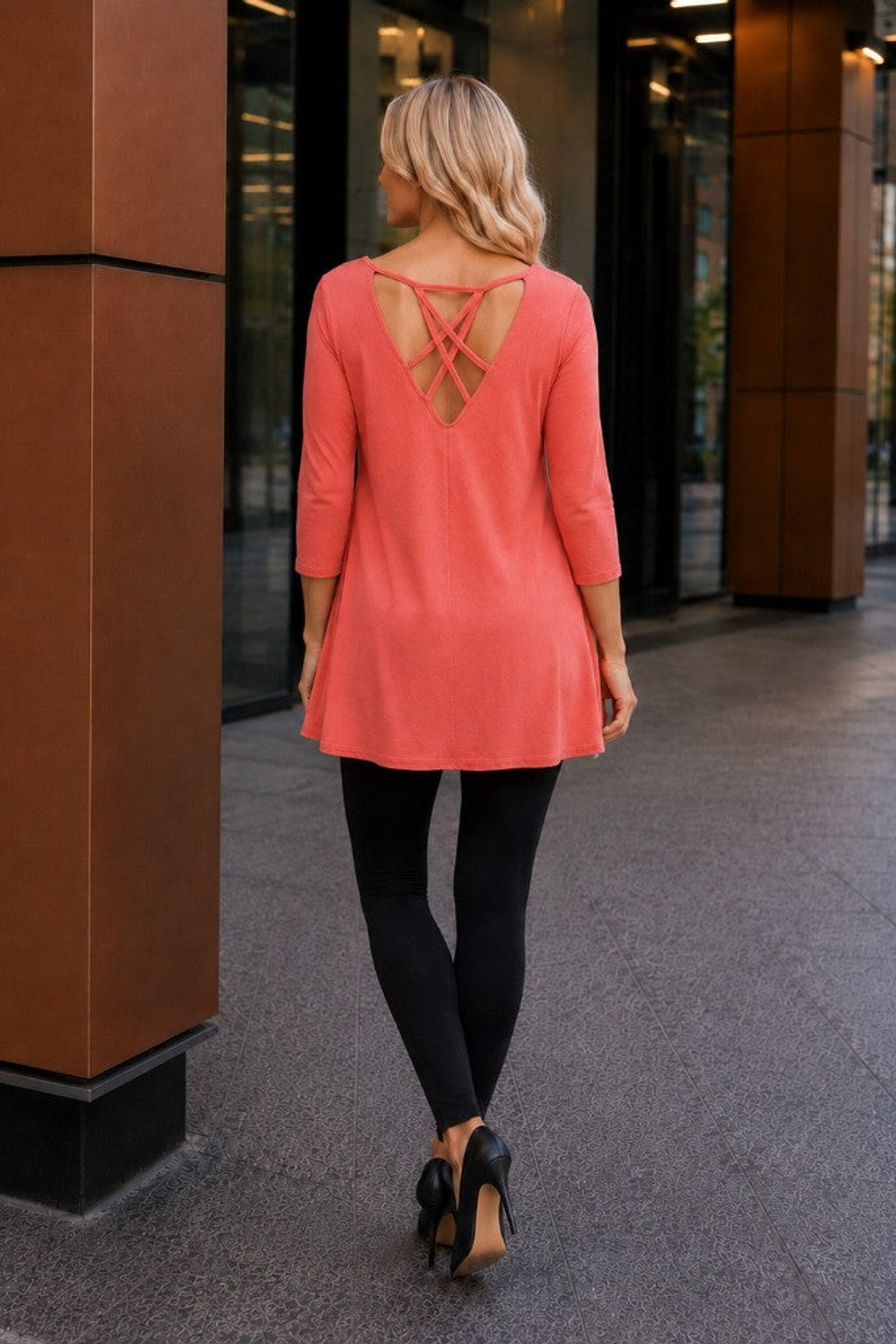 B36711 Coral Three-Quarter Sleeve Flare Tunic
