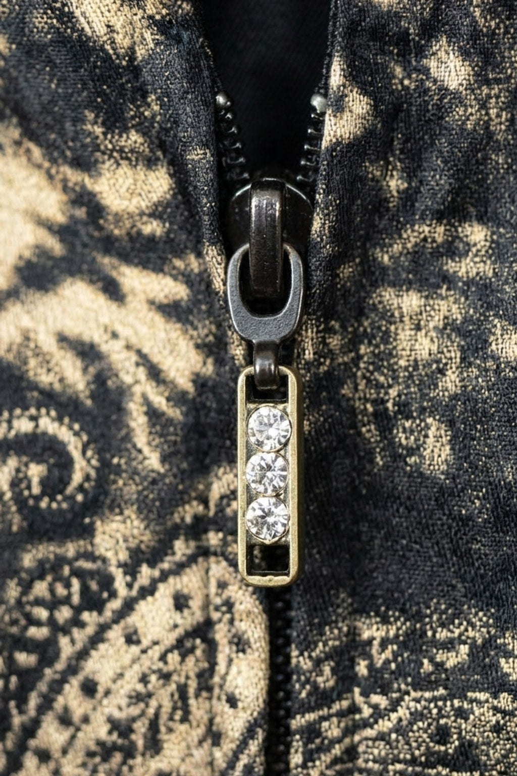 8171 Black Tan Paisley Zip Fully Lined Jacket